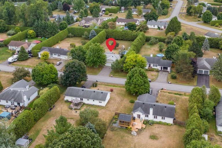 28798418/2248-wallingford-way/north-gower/ottawa/ontario/K0A2T0_42