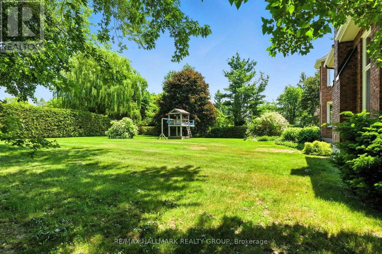 29071250/16-goodfellow-court/fallowfield/ottawa/ontario/K2R1C8_30