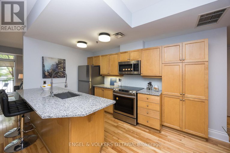 28592109/105-400-mcleod-street/ottawa-centre/ottawa/ontario/K2P1A6_21