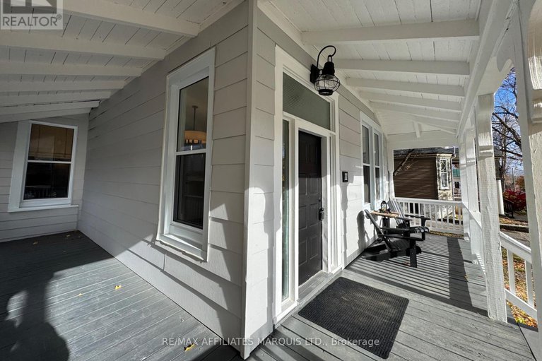 29078821/11-elgin-street-e/alexandria/north-glengarry/ontario/K0C1A0_4