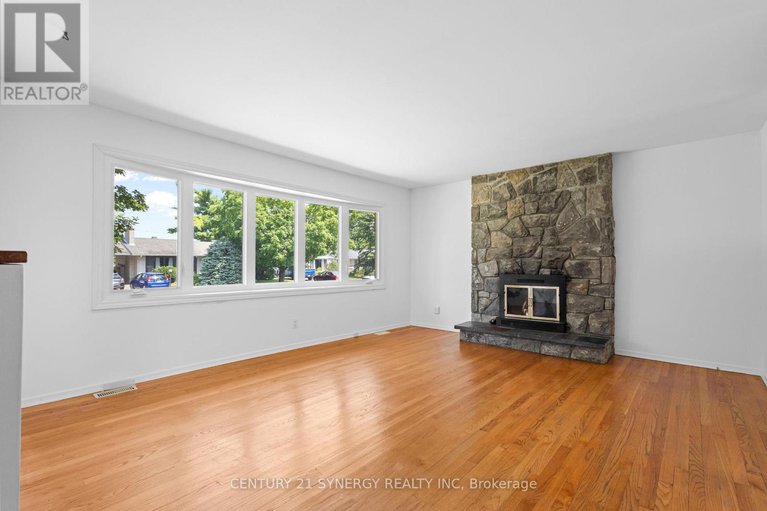 28631237/20-parkside-crescent/meadowlandscrestview/ottawa/ontario/K2G3B5_11