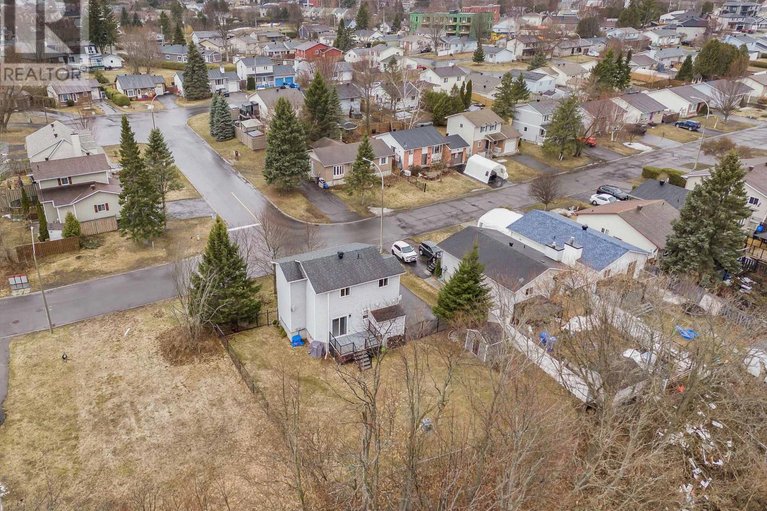 29592597/436-yves-street/town-of-rockland/clarence-rockland/ontario/K4K1E9_40