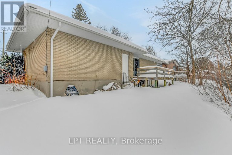 29427197/1771-mcmaster-avenue/urbandale-acres/ottawa/ontario/K1H6R7_36