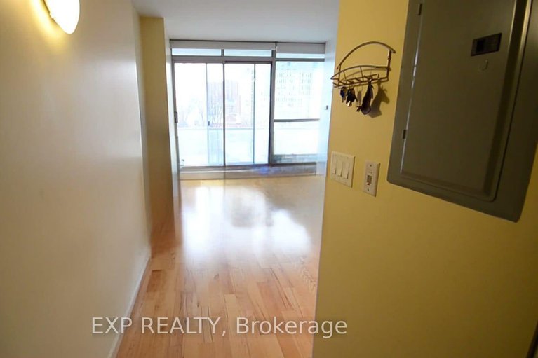 29318256/502-179-george-street/lower-townbyward-market/ottawa/ontario/K1N1J8_2