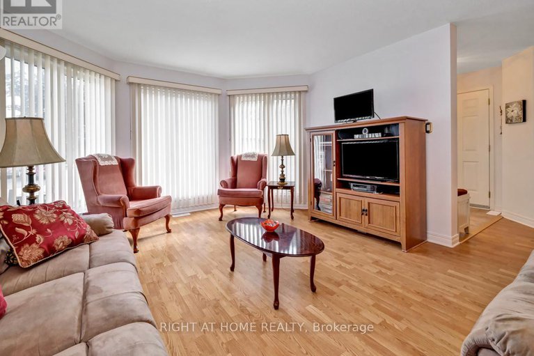 29149892/144-sandra-crescent/town-of-rockland/clarence-rockland/ontario/K4K1R7_10