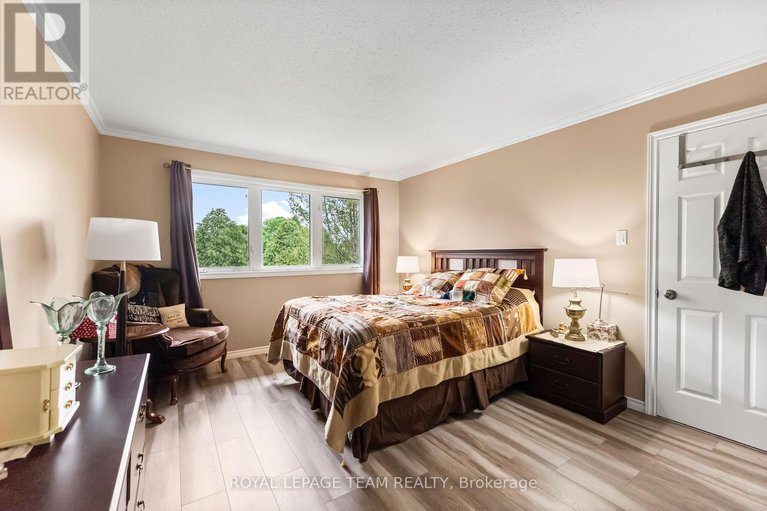 28451879/76-peary-way/katimavik/ottawa/ontario/K2L1Z8_18