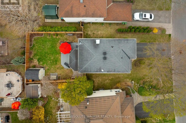 29677661/671-mathieu-way/fallingbrookpineridge/ottawa/ontario/K4A2R6_38