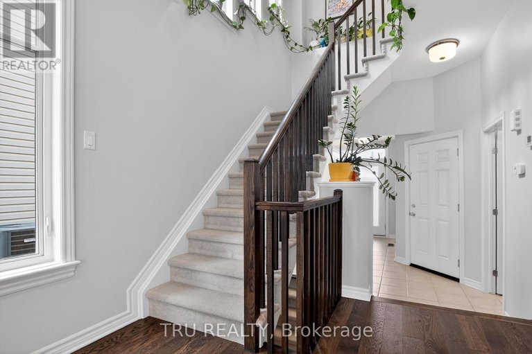 29479546/2850-grand-canal-street/half-moon-bay/ottawa/ontario/K2J0T3_16