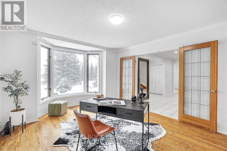 28411902/42-marchbrook-circle/rural-kanata-central/ottawa/ontario/K2W1A1_5