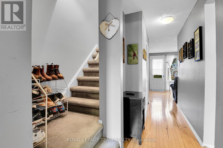 29375865/b-902-elmsmere-road/beacon-hill-south/ottawa/ontario/K1J7T6_3