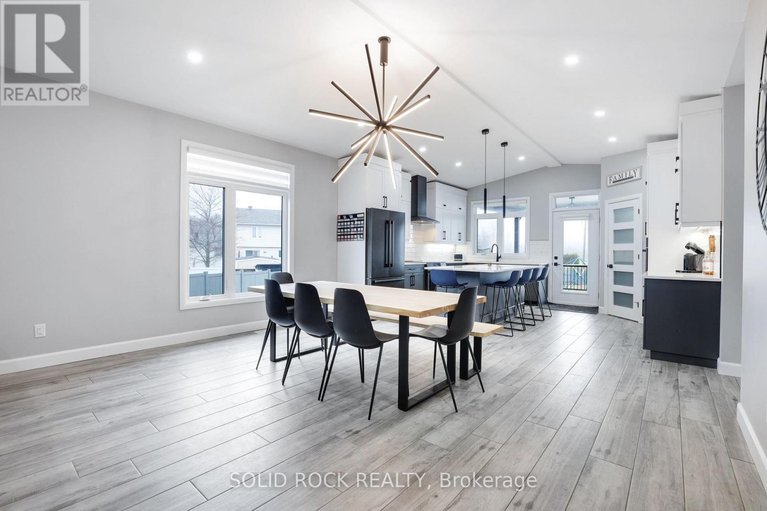 29623865/216-filion-street/embrun/russell/ontario/K0A1W0_14