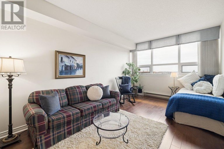 29469327/905-1480-riverside-drive/riverview-park/ottawa/ontario/K1G5H2_19