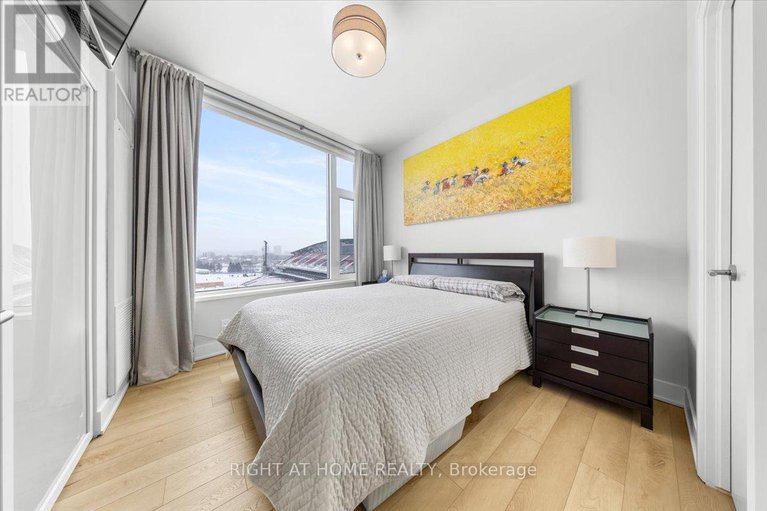 29416126/705-1035-bank-street/glebe/ottawa/ontario/K1S5K3_15