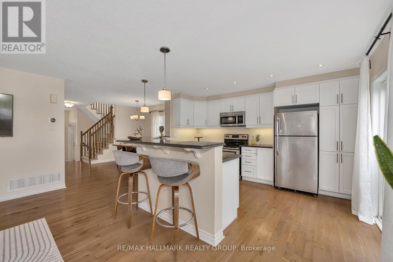 28619244/334-astelia-crescent/stittsville-north/ottawa/ontario/K2S0W7_11