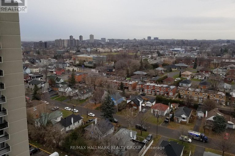 28905031/1704-158-c-mcarthur-avenue/vanier/ottawa/ontario/K1L8E7_15