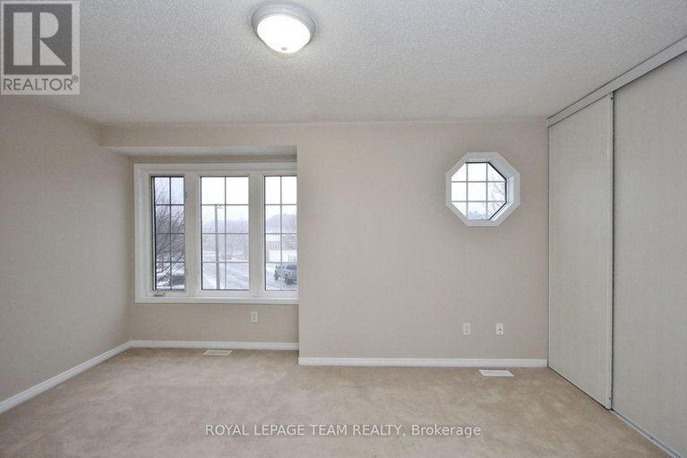 29564230/139-oakfield-crescent/longfields/ottawa/ontario/K2J5H8_14