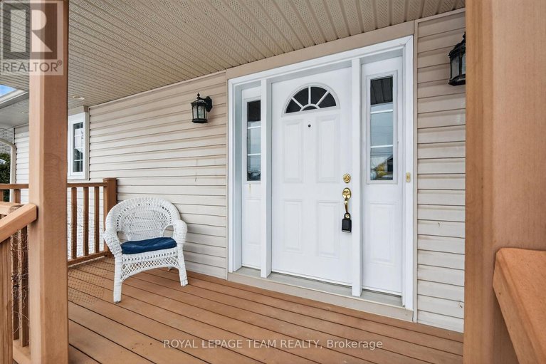 29437879/955-lacroix-road/clarencerockland-twp/clarence-rockland/ontario/K0A2A0_3