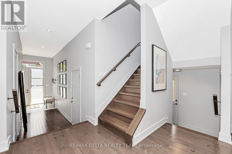 28848176/1179-kingston-avenue/carlington/ottawa/ontario/K1Z8K5_12