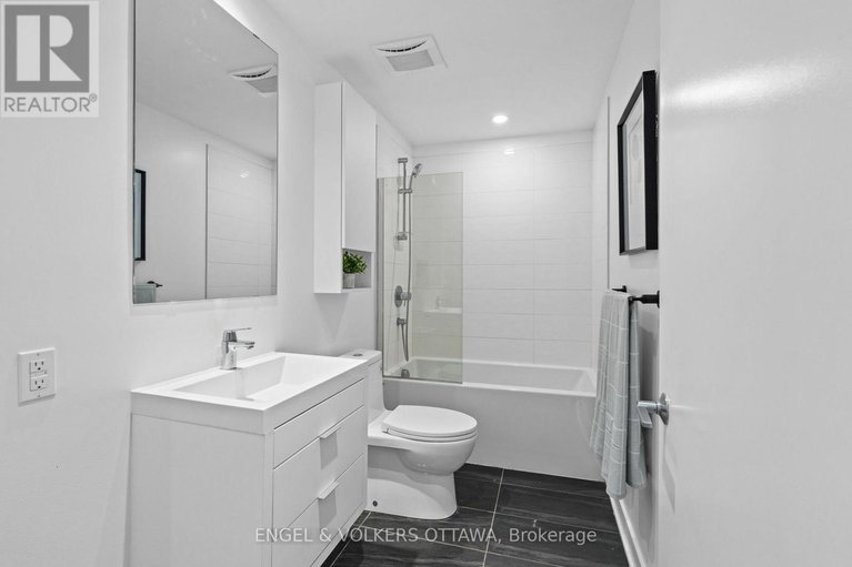 28413789/1606-20-daly-avenue/sandy-hill/ottawa/ontario/K1N6E2_32