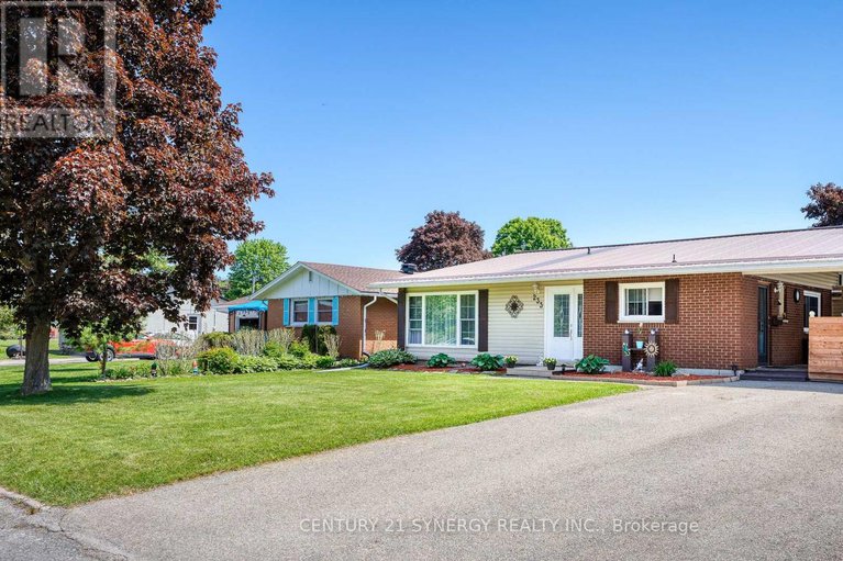 28393390/233-allan-street/smiths-falls/smiths-falls/ontario/K7A4M9_2
