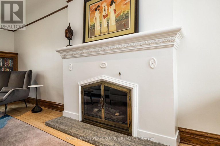 29392200/241-fourth-avenue/glebe/ottawa/ontario/K1S2L9_11