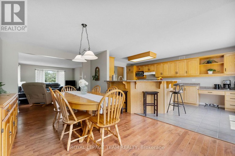 28503825/79-mountain-view-road/mcnabbraeside-twps/mcnabbraeside/ontario/K7S3G9_9