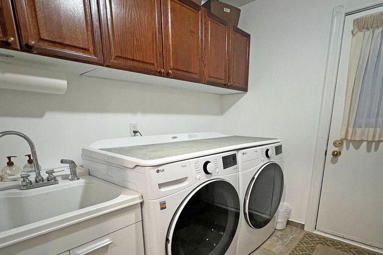 29336515/736-hauteview-crescent/fallingbrookridgemount/ottawa/ontario/K4A2B8_26