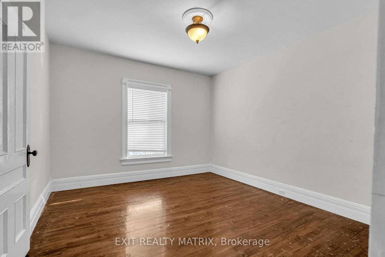 27898054/94-king-street/chesterville/north-dundas/ontario/K0C1H0_29