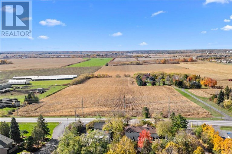 29024609/5410-old-richmond-road/fallowfield/ottawa/ontario/K2R1G7_38