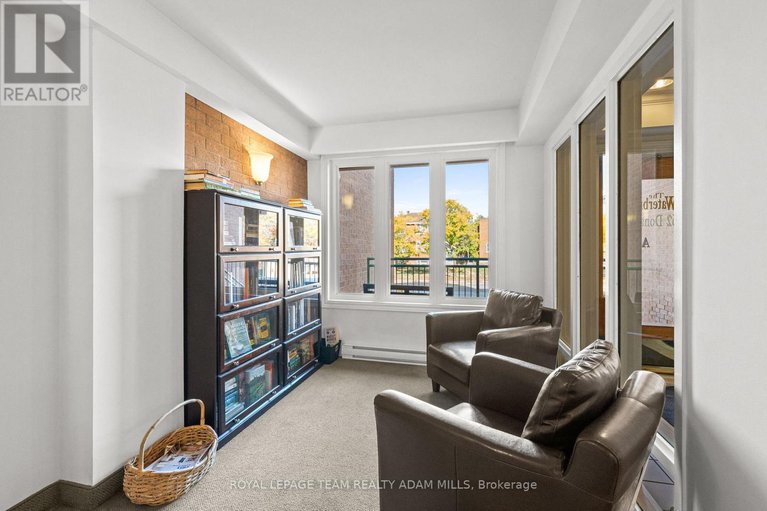 29048679/202d-1-columbus-avenue/overbrook/ottawa/ontario/K1K4L1_31