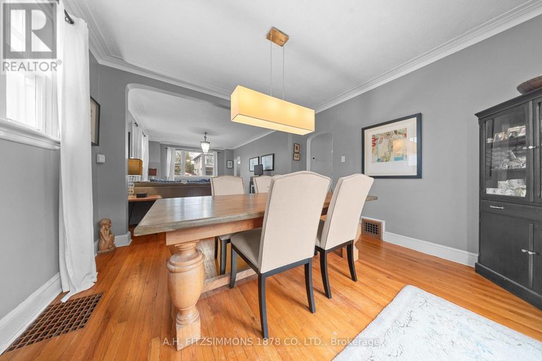 29600890/564-tweedsmuir-avenue/westborohampton-park/ottawa/ontario/K1Z5P2_8