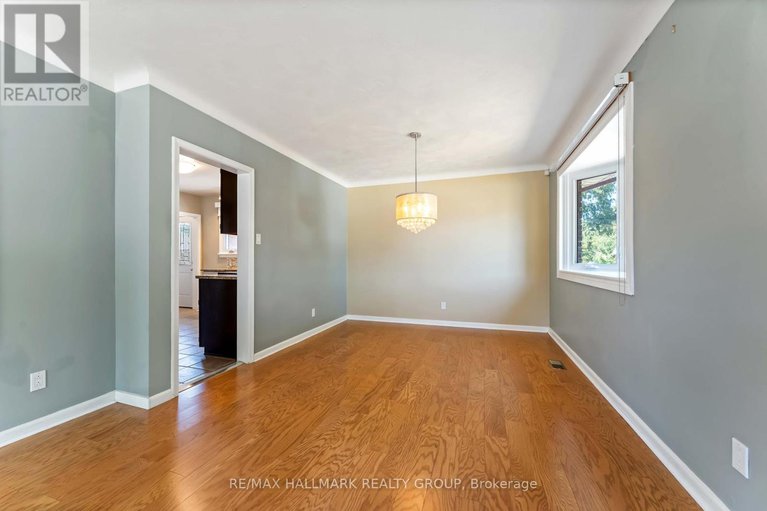 28737782/1921-navaho-drive/bel-air-heights/ottawa/ontario/K2C0T5_10
