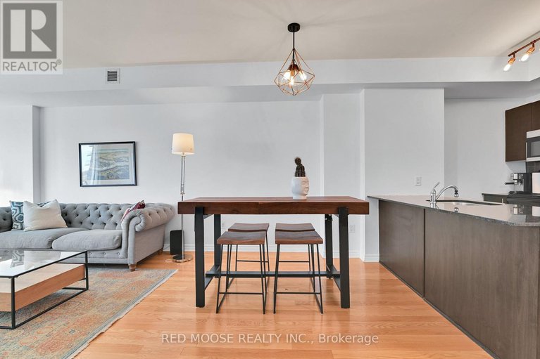 29013970/703-70-landry-street/vanier/ottawa/ontario/K1L0A8_13