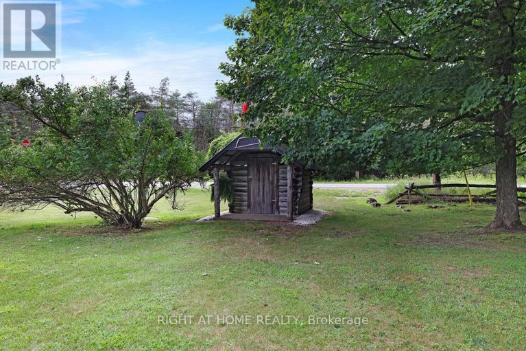 28646324/120-burgess-drive/drummondnorth-elmsley-north-elmsley-twp/drummondnorth-elmsley/ontario/K7H3C5_41