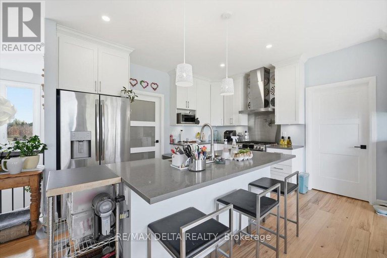 29026060/117-danika-street/clarencerockland-twp/clarence-rockland/ontario/K0A2A0_12