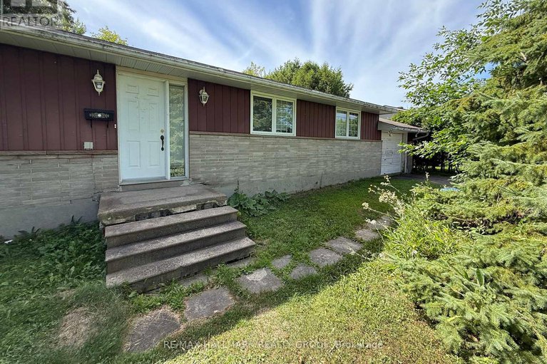 28853332/2516-page-road/orleans-village/ottawa/ontario/K1W1E2_18