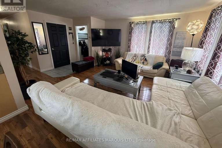 29326342/18221-rene-street/south-glengarry-charlottenburgh-twp/south-glengarry/ontario/K0C2J0_4