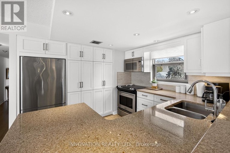 29525639/204-30-charlevoix-street/vanier/ottawa/ontario/K1L8K5_13