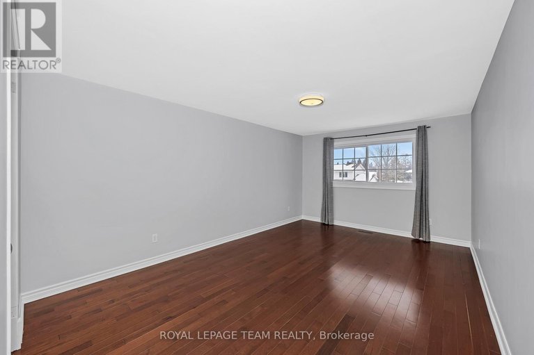 29398267/6-stroughton-crescent/munster/ottawa/ontario/K0A3P0_28