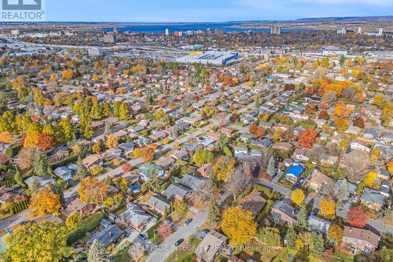 29167479/2321-kay-street/queensway-terrace-southridgeview/ottawa/ontario/K2C1J6_31