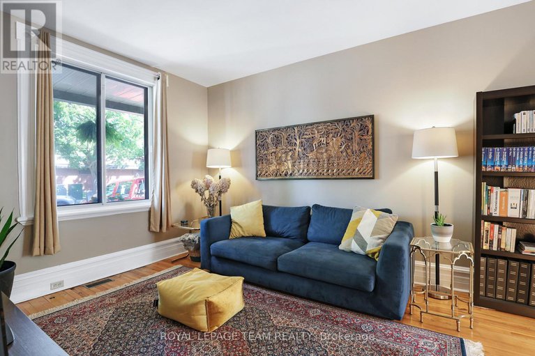 28518973/142-cathcart-street/lower-townbyward-market/ottawa/ontario/K1N5B8_8