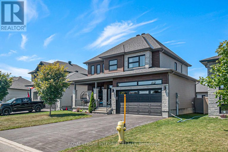 28646652/153-lyon-street/embrun/russell/ontario/K0A1W0_3