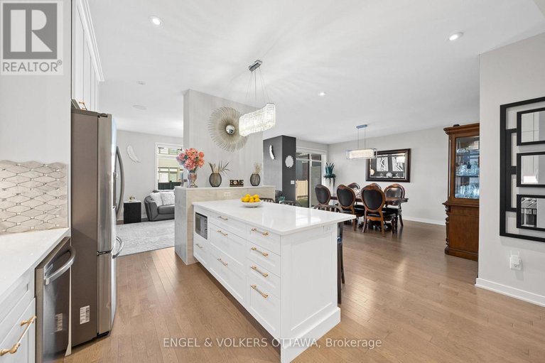 28960100/933-islington-way/leitrim/ottawa/ontario/K1T0T7_14