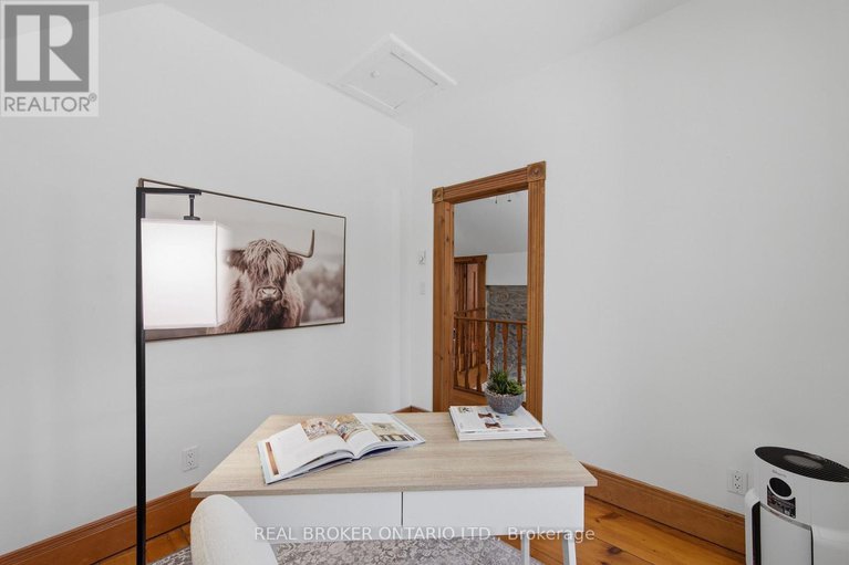 29433673/2090-beach-road/north-grenville-twp-kemptville-south/north-grenville/ontario/K0G1S0_31