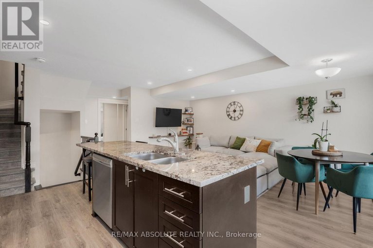 29213898/605-makwa-private/cfb-rockcliffe-and-area/ottawa/ontario/K1K5A4_6