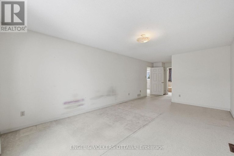 29484139/591-merkley-drive/fallingbrookpineridge/ottawa/ontario/K4A1S3_30