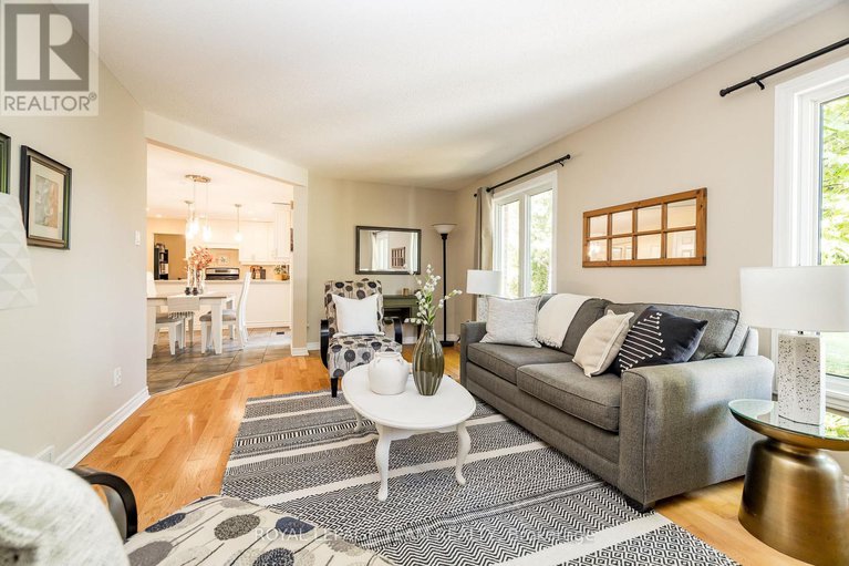 28910635/5239-mclean-crescent/manotick-long-island-nicholls-island/ottawa/ontario/K4M1G1_23