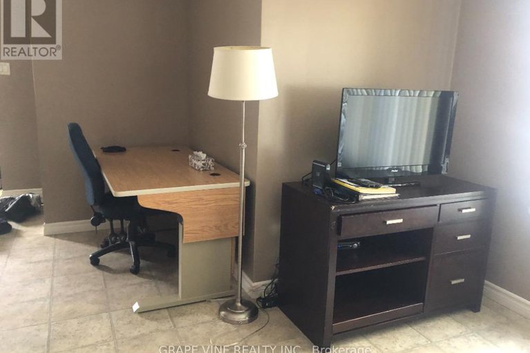 29045622/37-cloverloft-court/fringewood/ottawa/ontario/K2S1T3_12