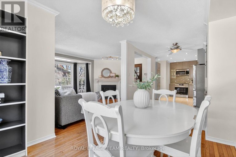 29431774/2-furlong-crescent/bridlewood/ottawa/ontario/K2M2J1_23