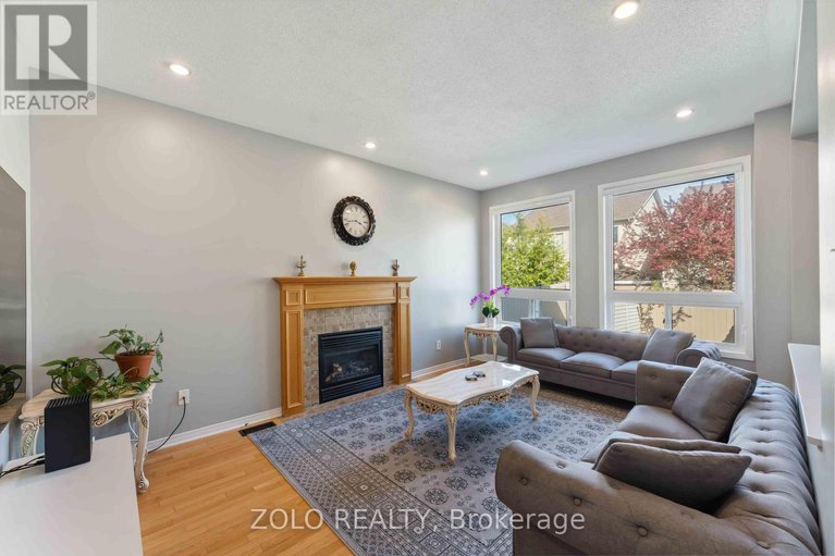 28999709/2421-glandriel-crescent/springridgeeast-village/ottawa/ontario/K4A4T2_15